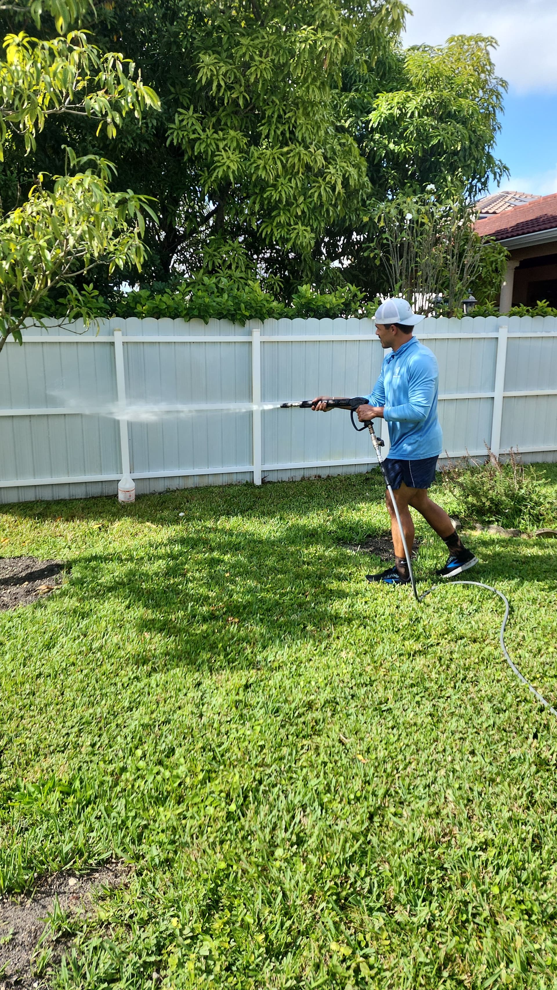 Revamping a Home with Expert Roof Repairs and Pressure Cleaning